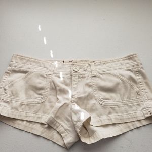 Hollister shorts. Size 5. White.